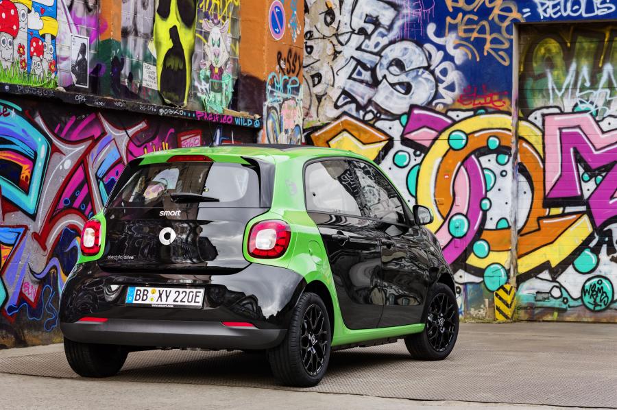  Smart ForFour Prime Electric Drive 2017 года  (WW) (фото 14 из 36)